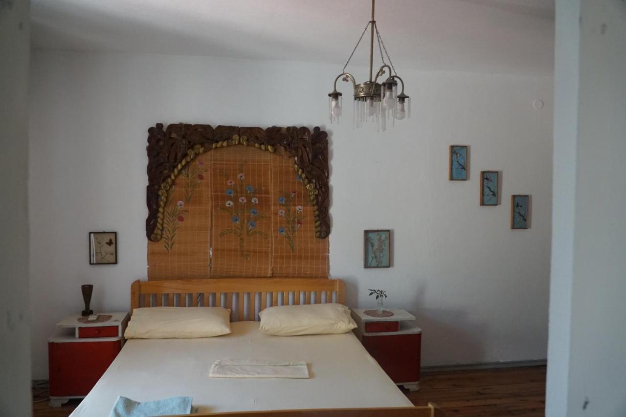 Albaniantrip Rooms And Apartments Тирана Экстерьер фото