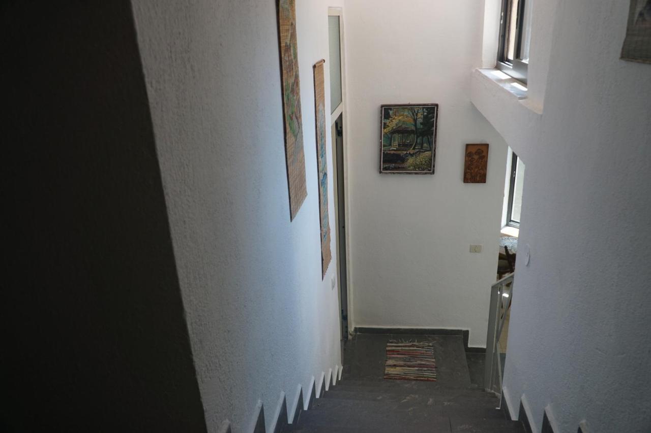 Albaniantrip Rooms And Apartments Тирана Экстерьер фото